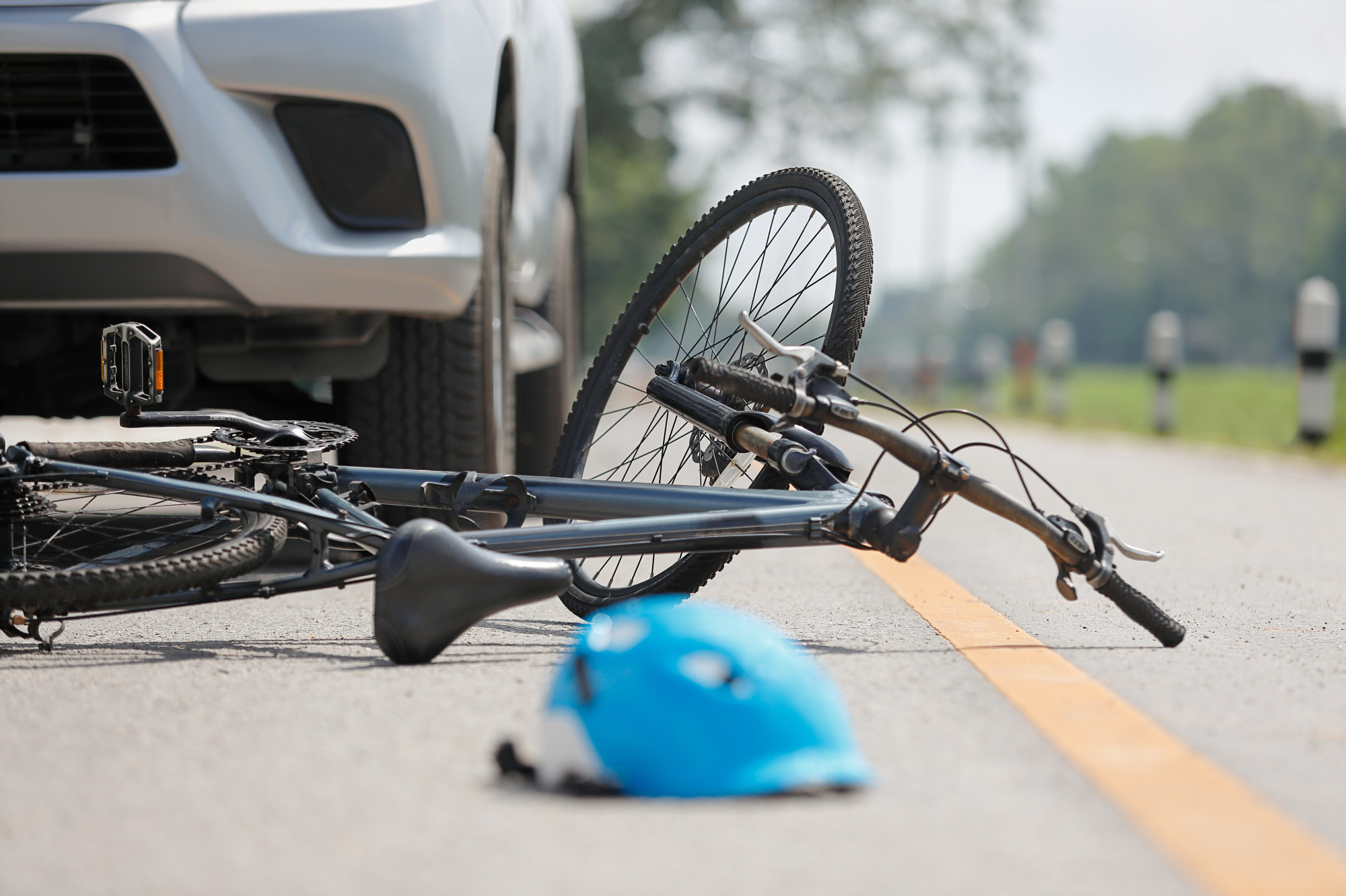 Bicyclist Injured in Crash near 3300 Country Club Drive [Lake County, CA]