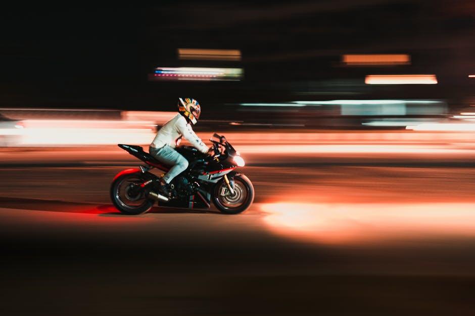what percentage of motorcycle riders get in accidents